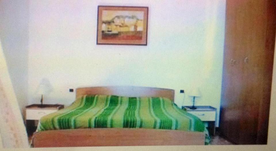 Residenza Via Roma 3 Villa Ла Мадалена Стая снимка