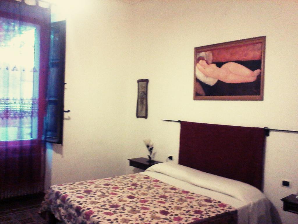 Residenza Via Roma 3 Villa Ла Мадалена Стая снимка