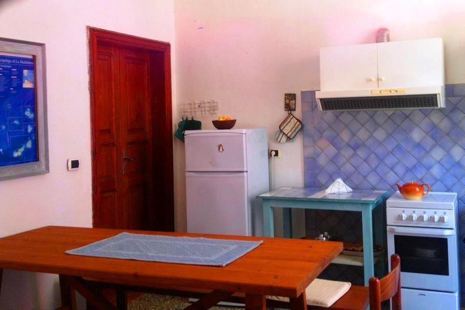 Residenza Via Roma 3 Villa Ла Мадалена Екстериор снимка